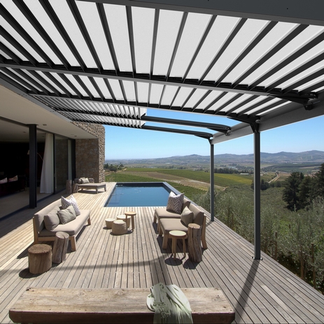 Leaning pergolas with openable slats