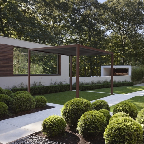 Self-supporting pergolas